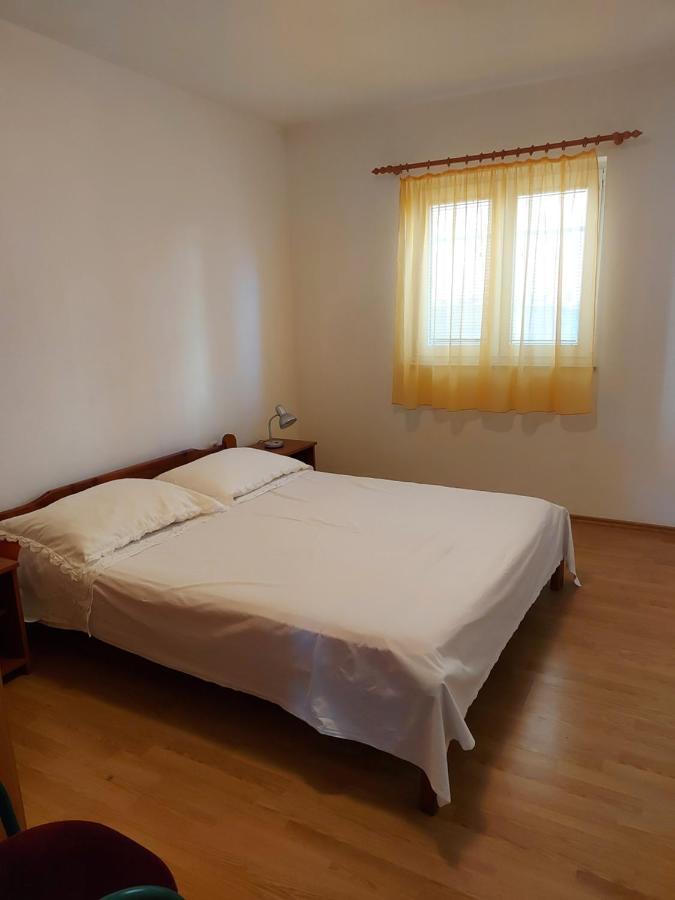 Apartmani Tatjana โอครูกกอร์นญี ภายนอก รูปภาพ