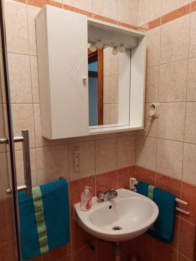 Apartmani Tatjana โอครูกกอร์นญี ภายนอก รูปภาพ